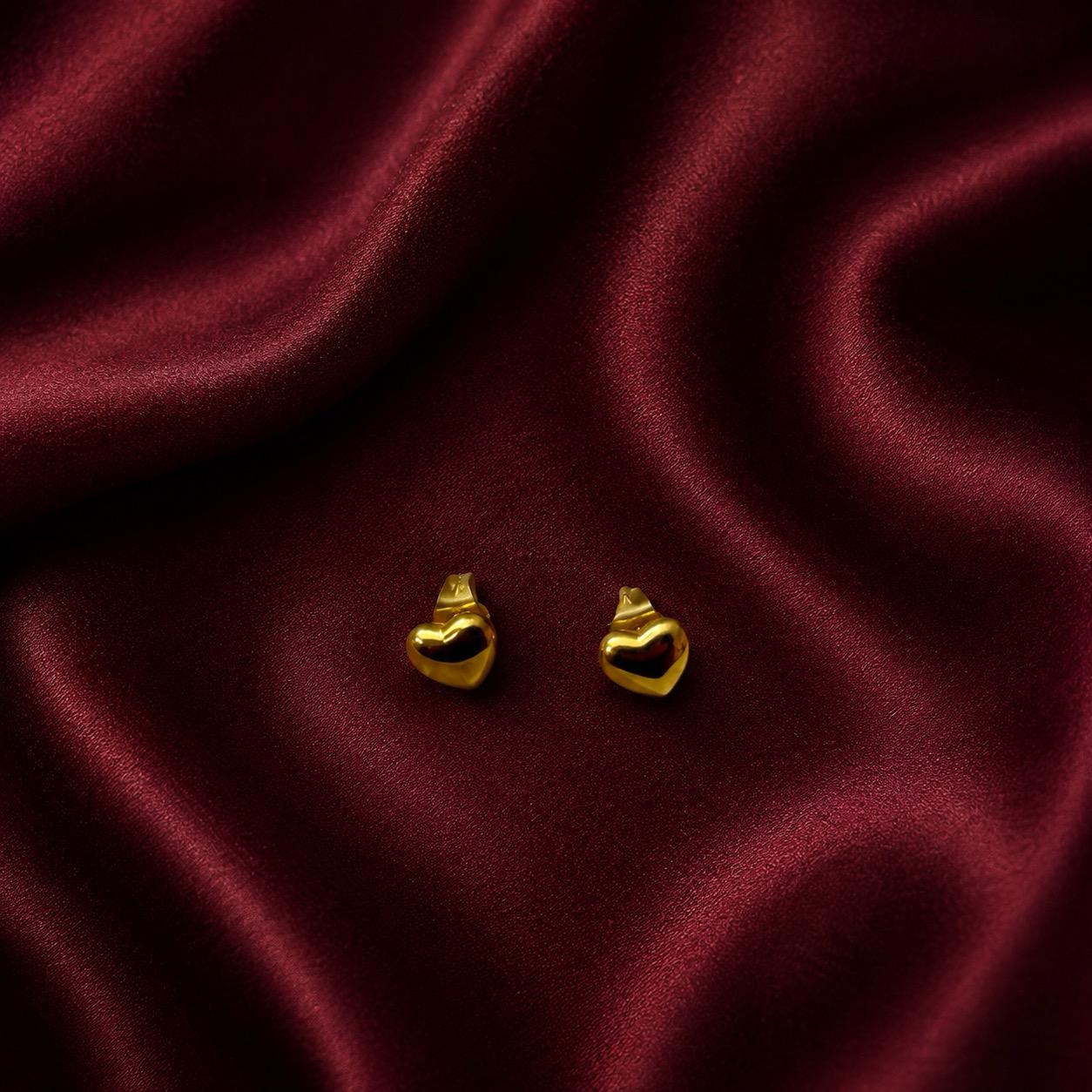 Julliette Studs