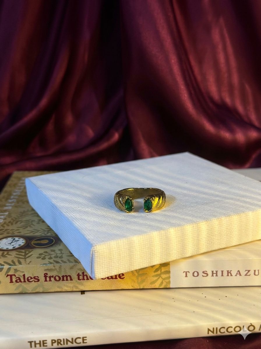 Emerald Serpenti